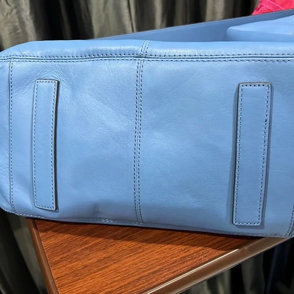 Cole Haan pastel blue hobo leather - Picture 4 of 6